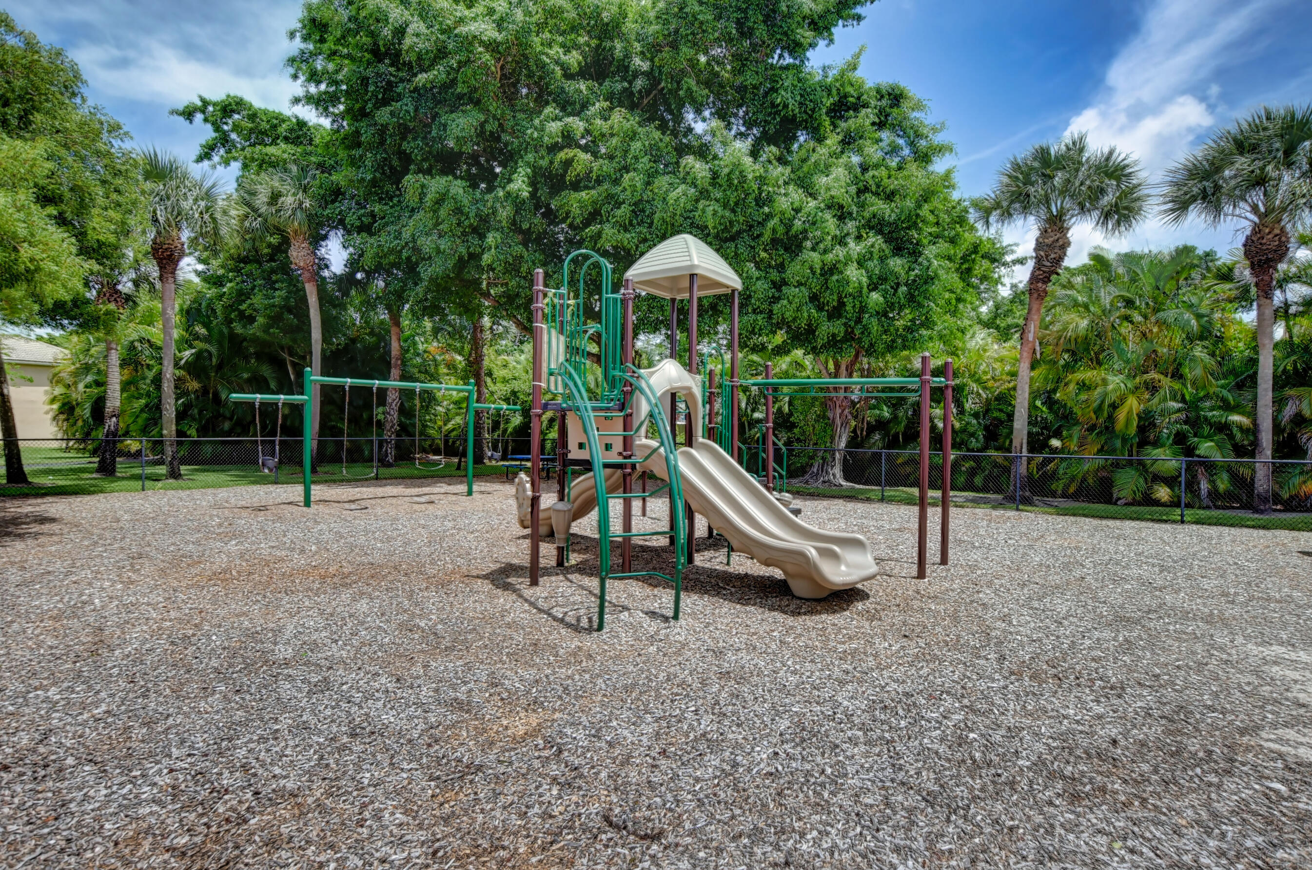 meadow lakes - Residential Lease