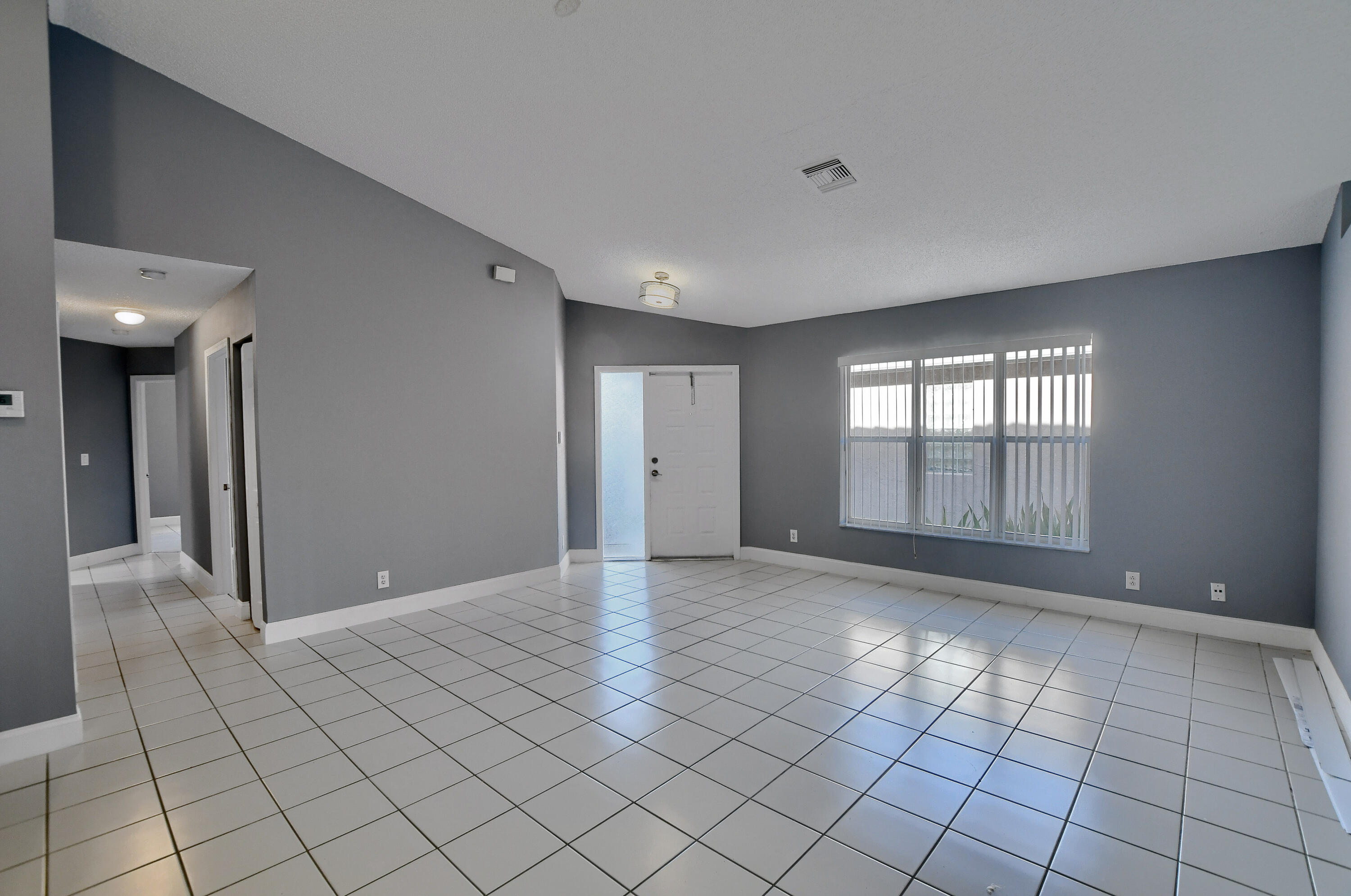 meadow lakes - Residential Lease