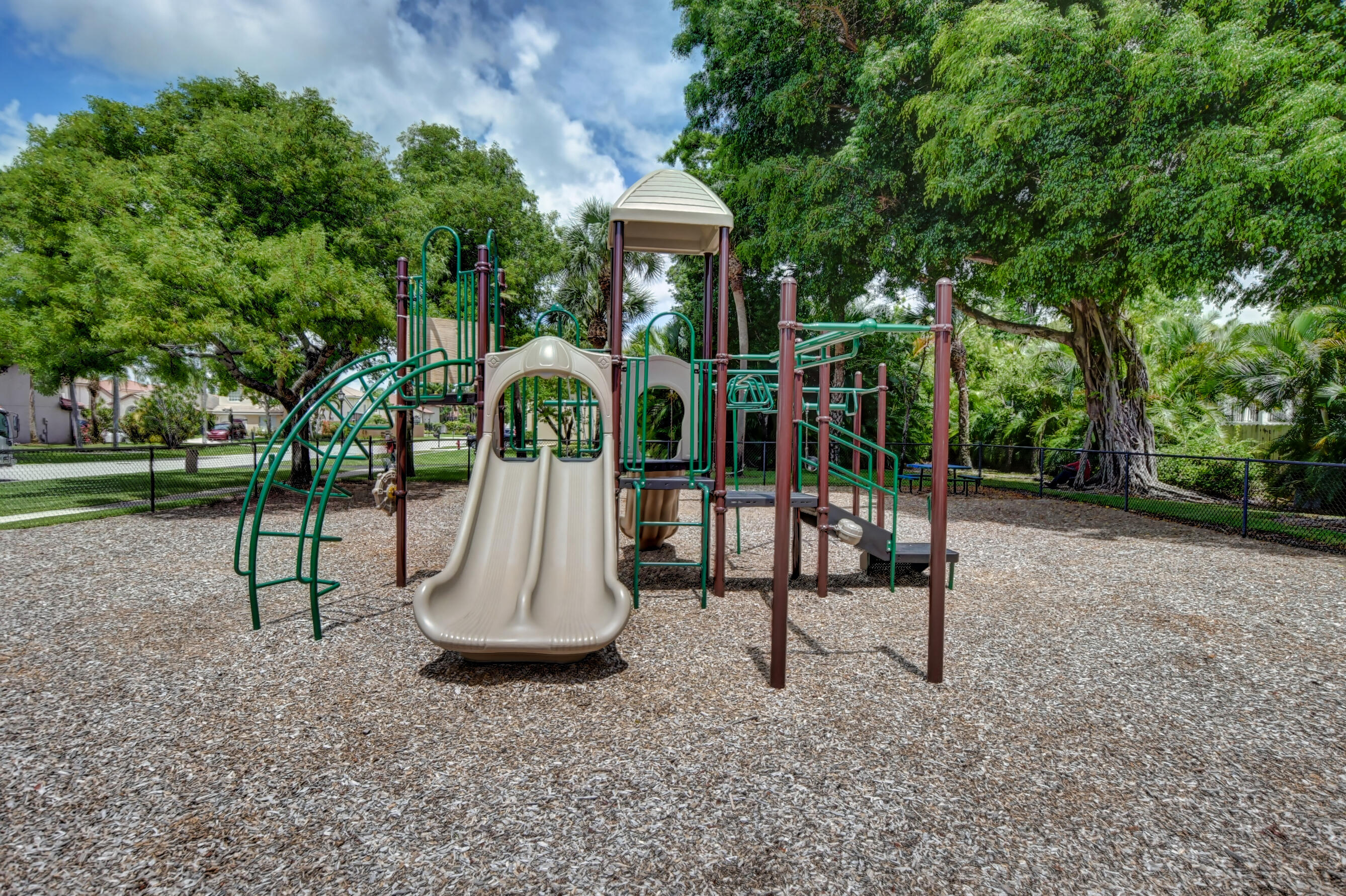 meadow lakes - Residential Lease