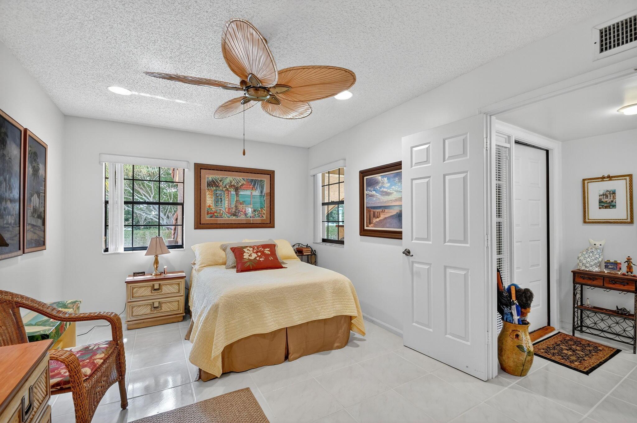 ASPEN GLEN CONDO - Residential