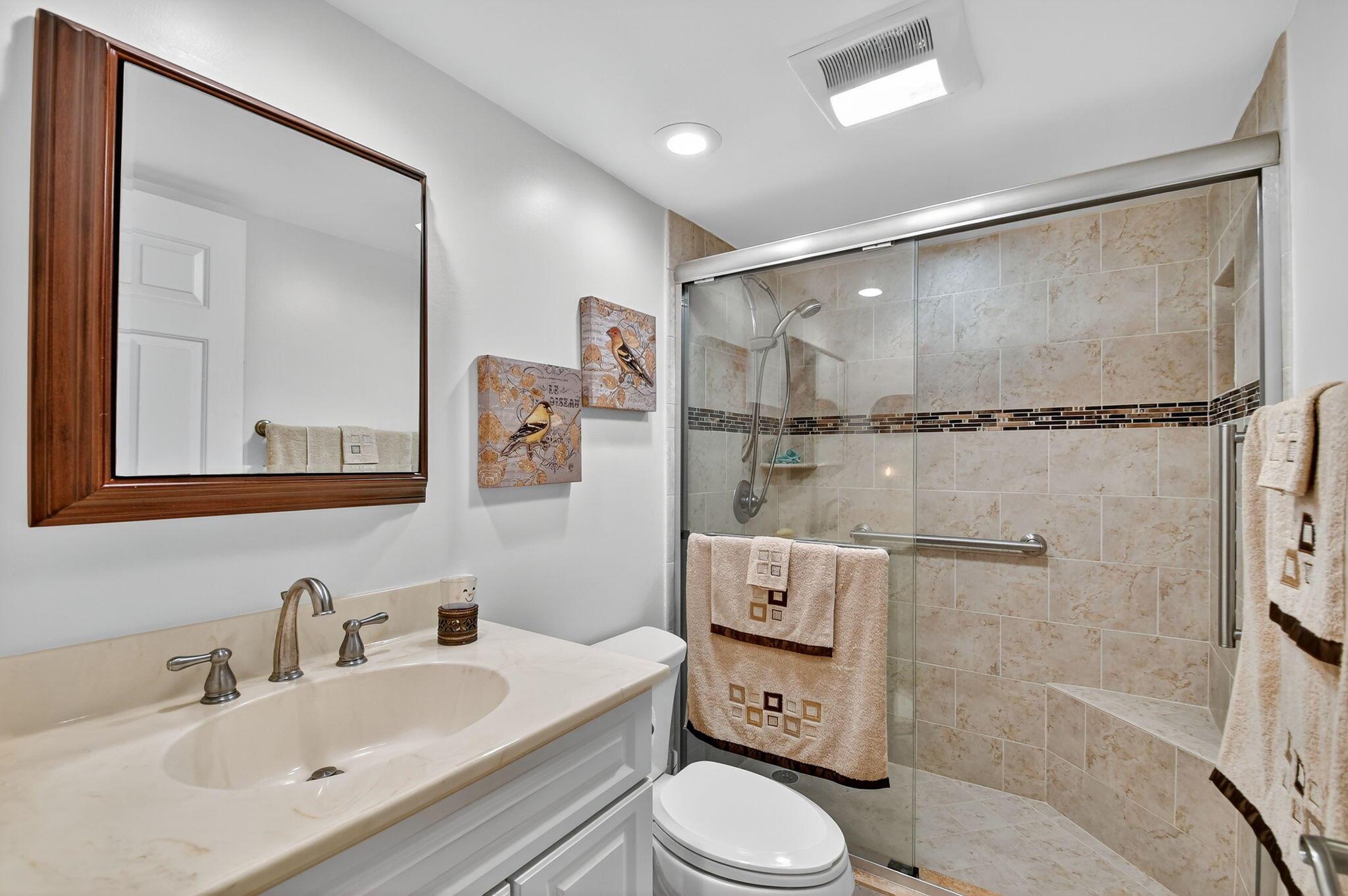 ASPEN GLEN CONDO - Residential