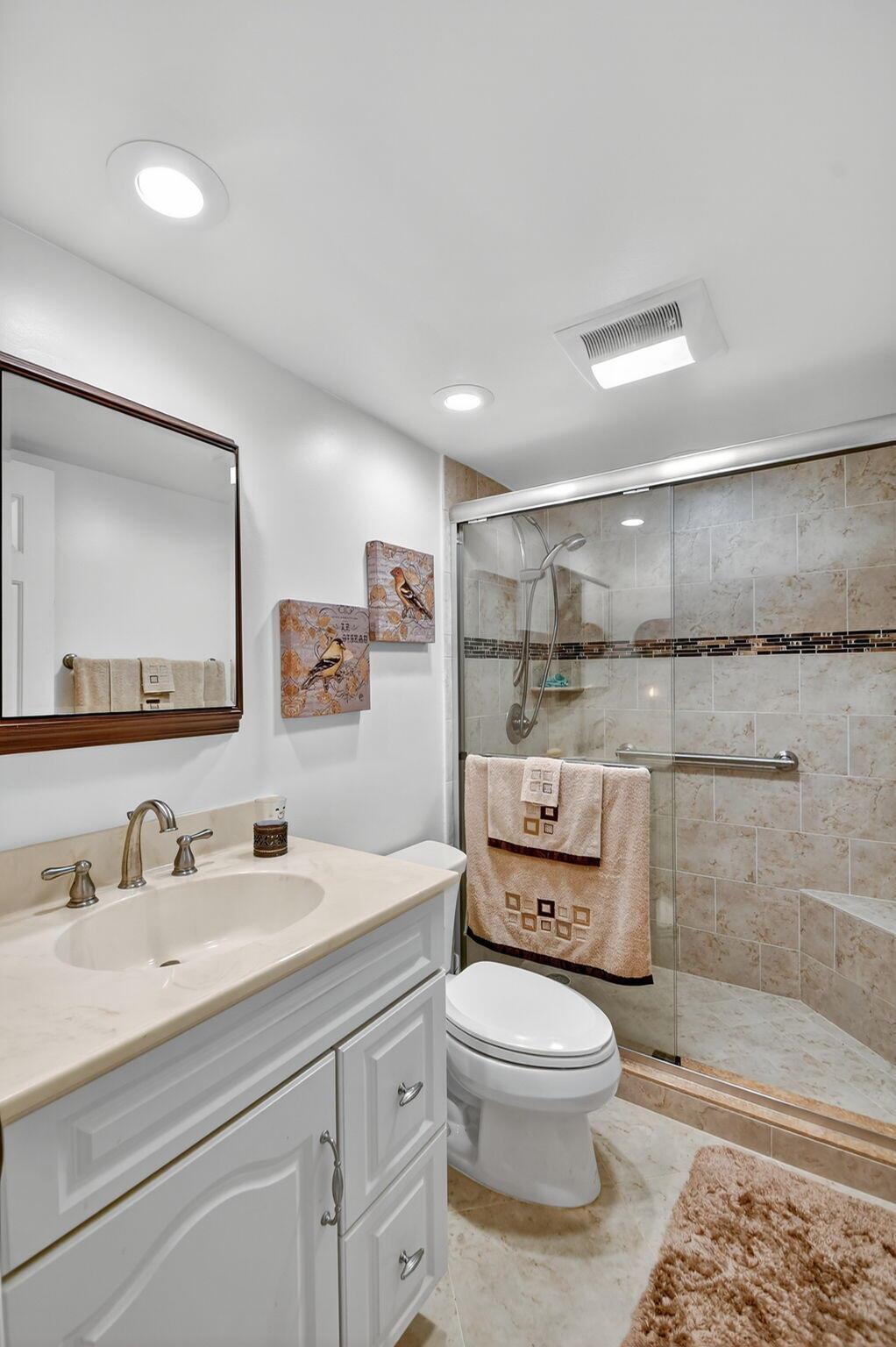 ASPEN GLEN CONDO - Residential