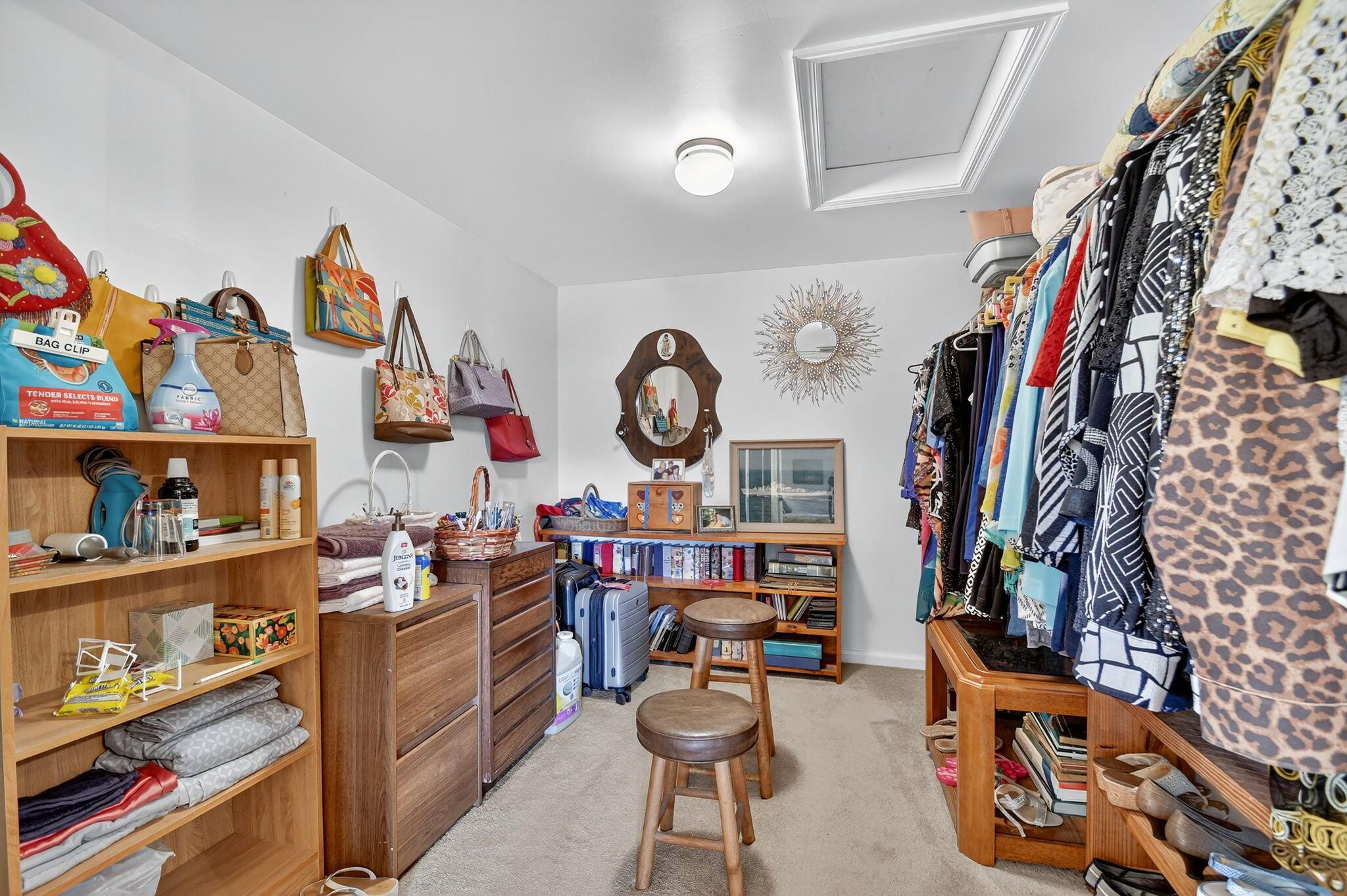 ASPEN GLEN CONDO - Residential