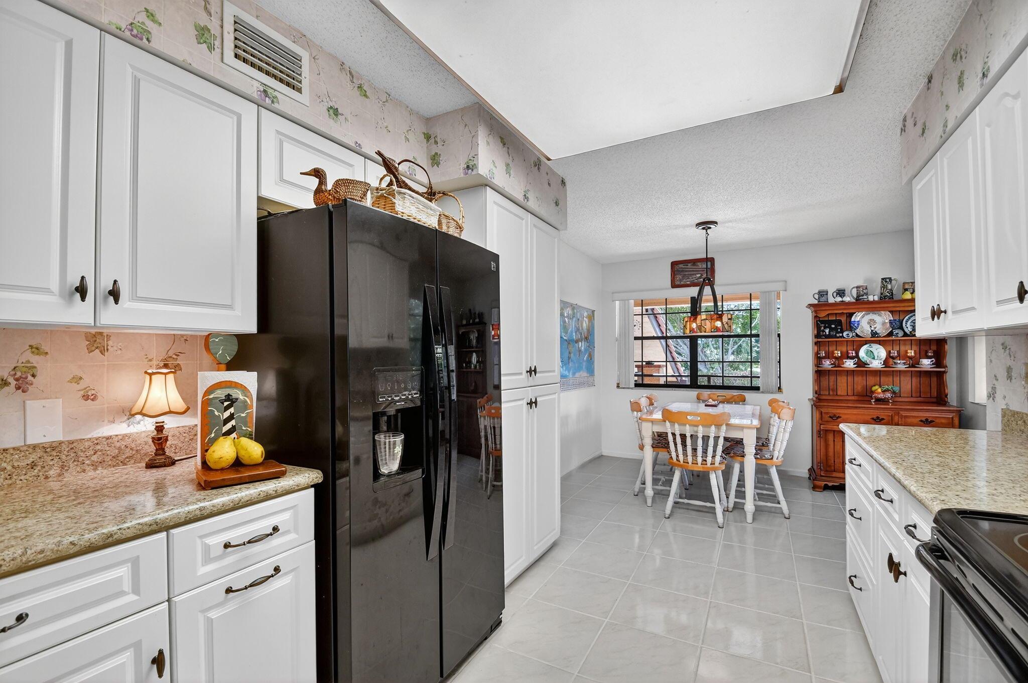 ASPEN GLEN CONDO - Residential