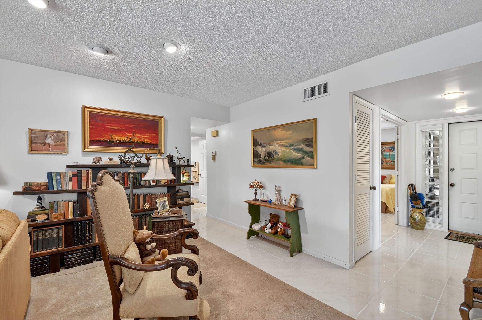 ASPEN GLEN CONDO - Residential
