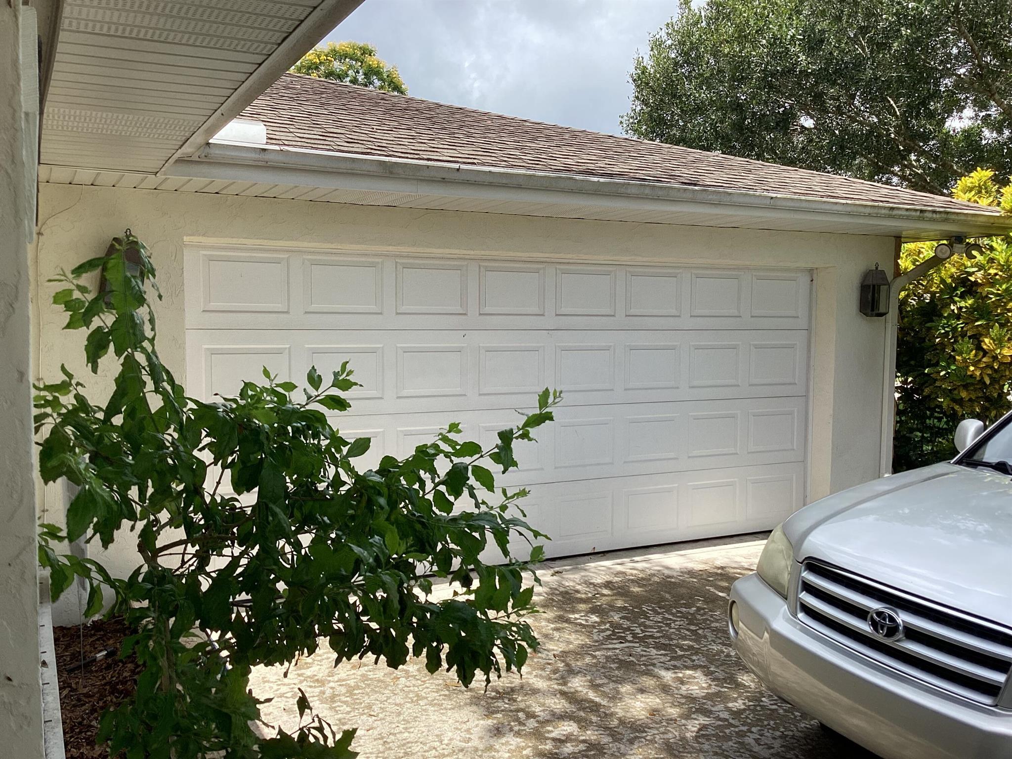 2616 Newport Drive