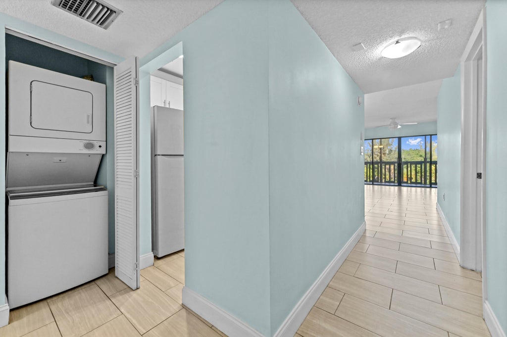 Photo of 1021 Mockingbird Lane #415, Plantation, FL 33324 (MLS # B26085955)