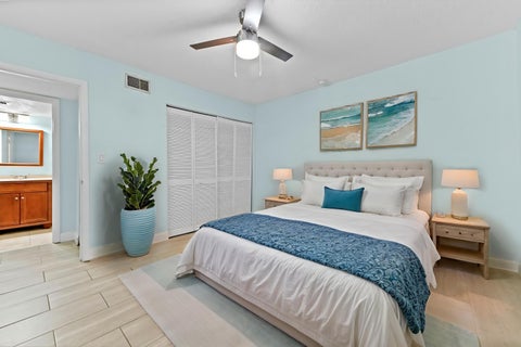 Tiny photo for 1021 Mockingbird Lane #415, Plantation, FL 33324 (MLS # B26085955)