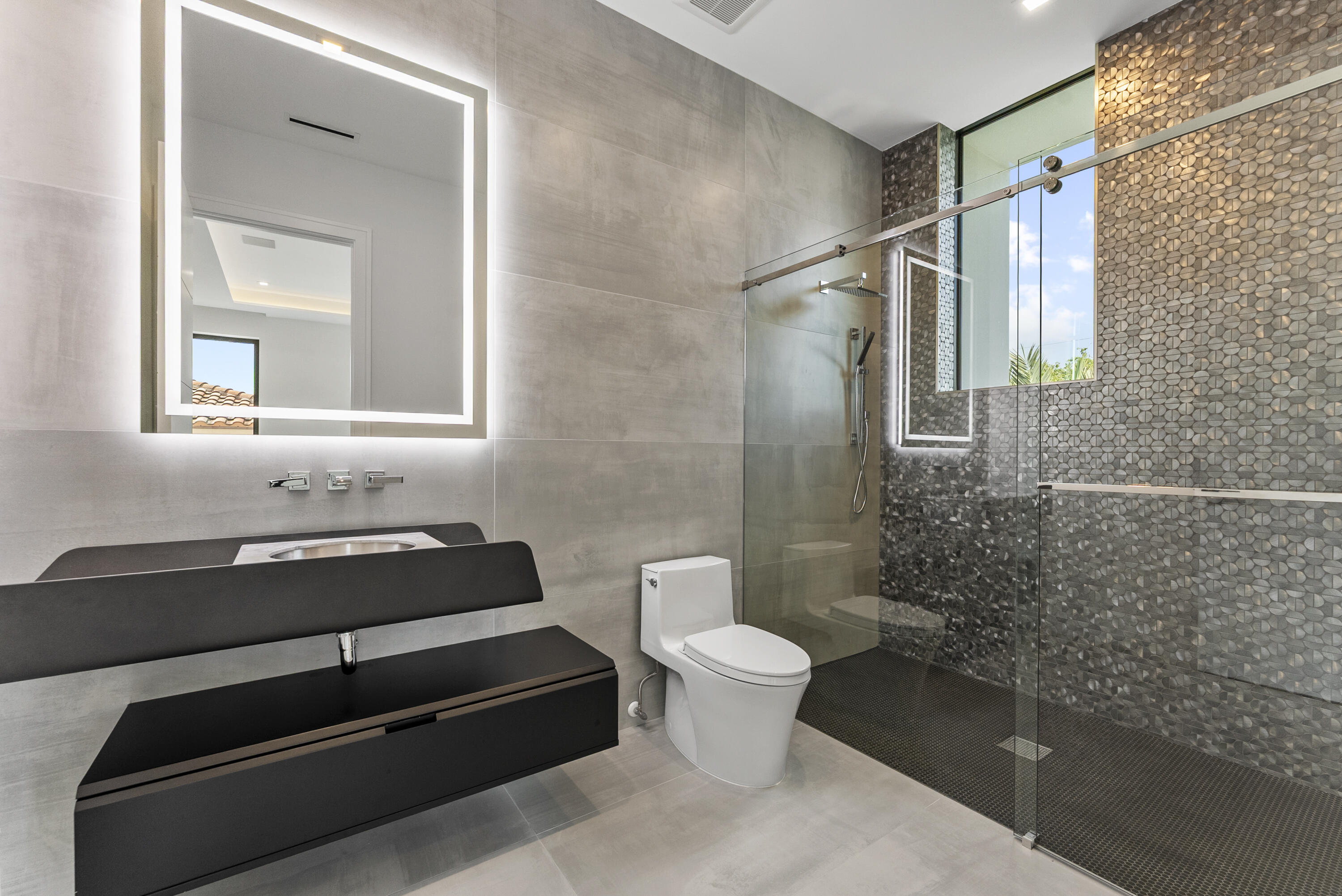 Tropic Isle - Residential