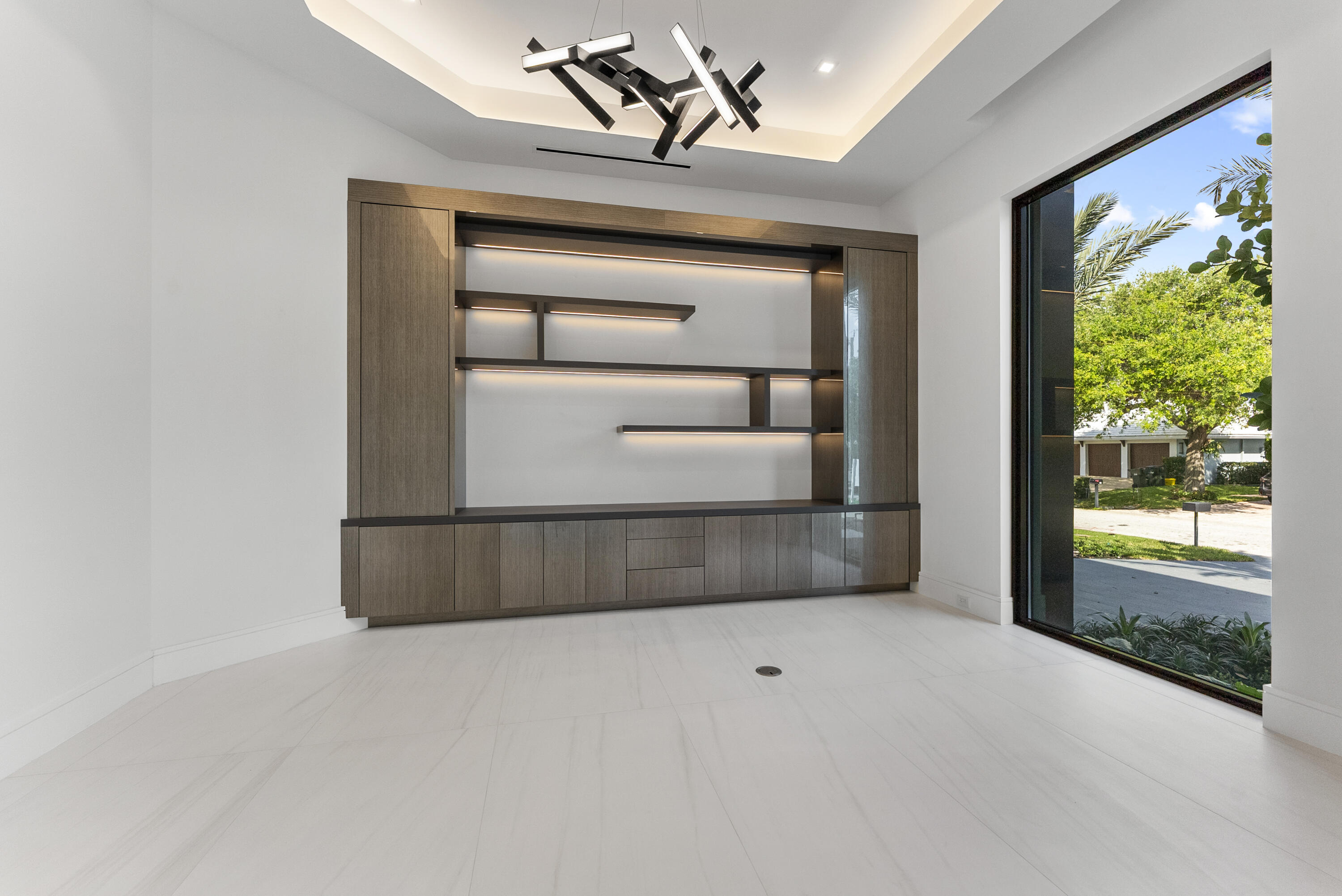 Tropic Isle - Residential