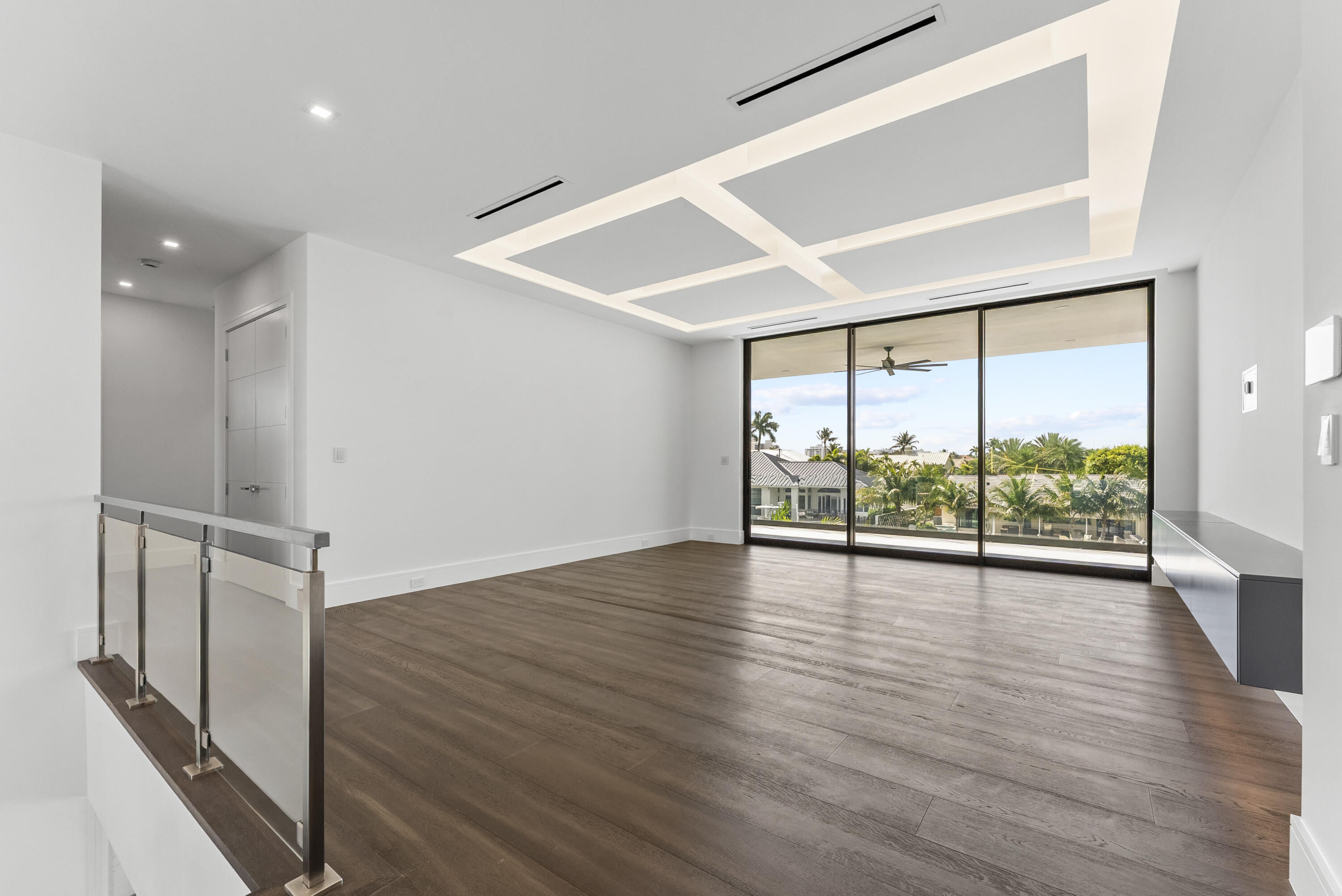 Tropic Isle - Residential