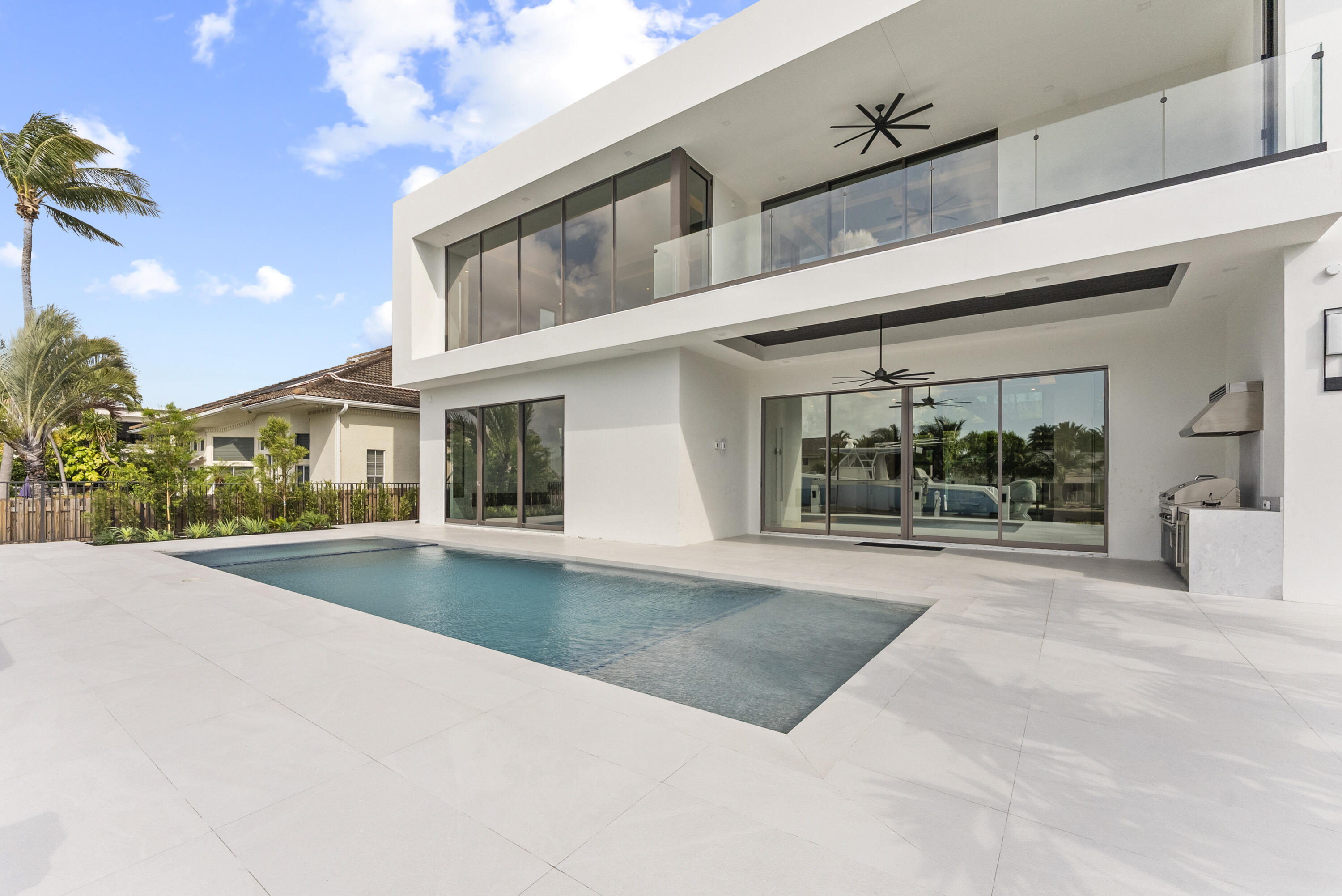 Tropic Isle - Residential