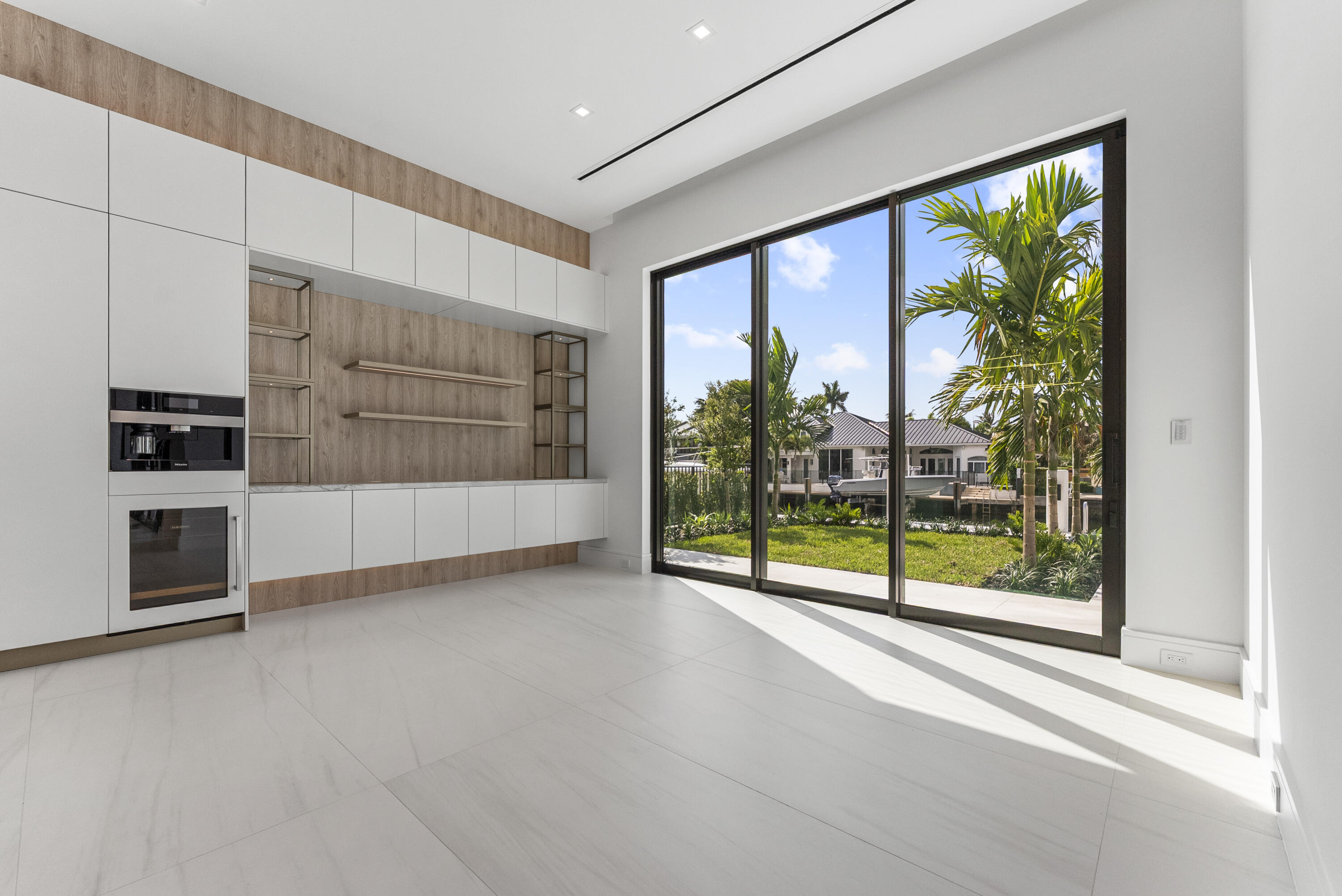 Tropic Isle - Residential