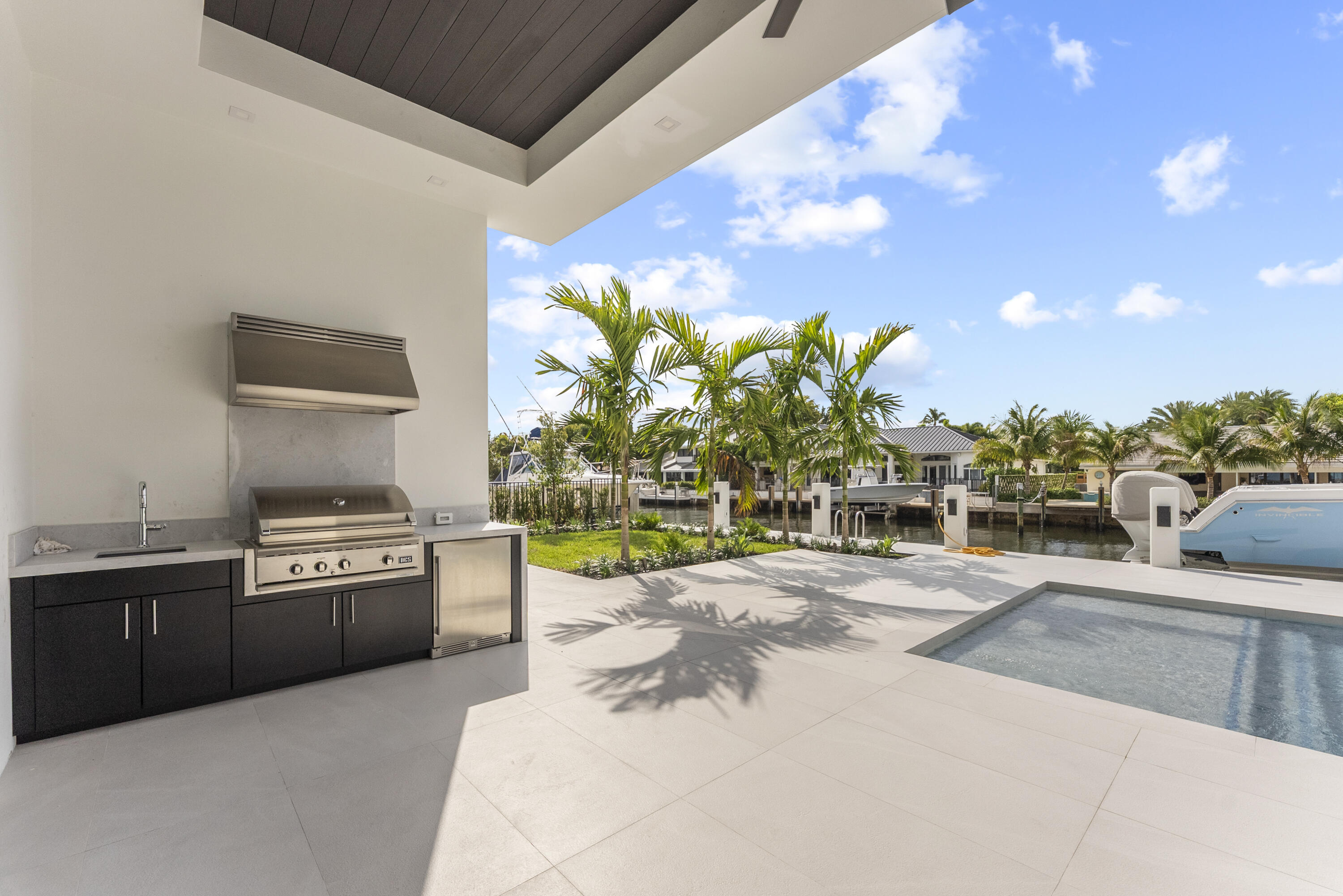 Tropic Isle - Residential