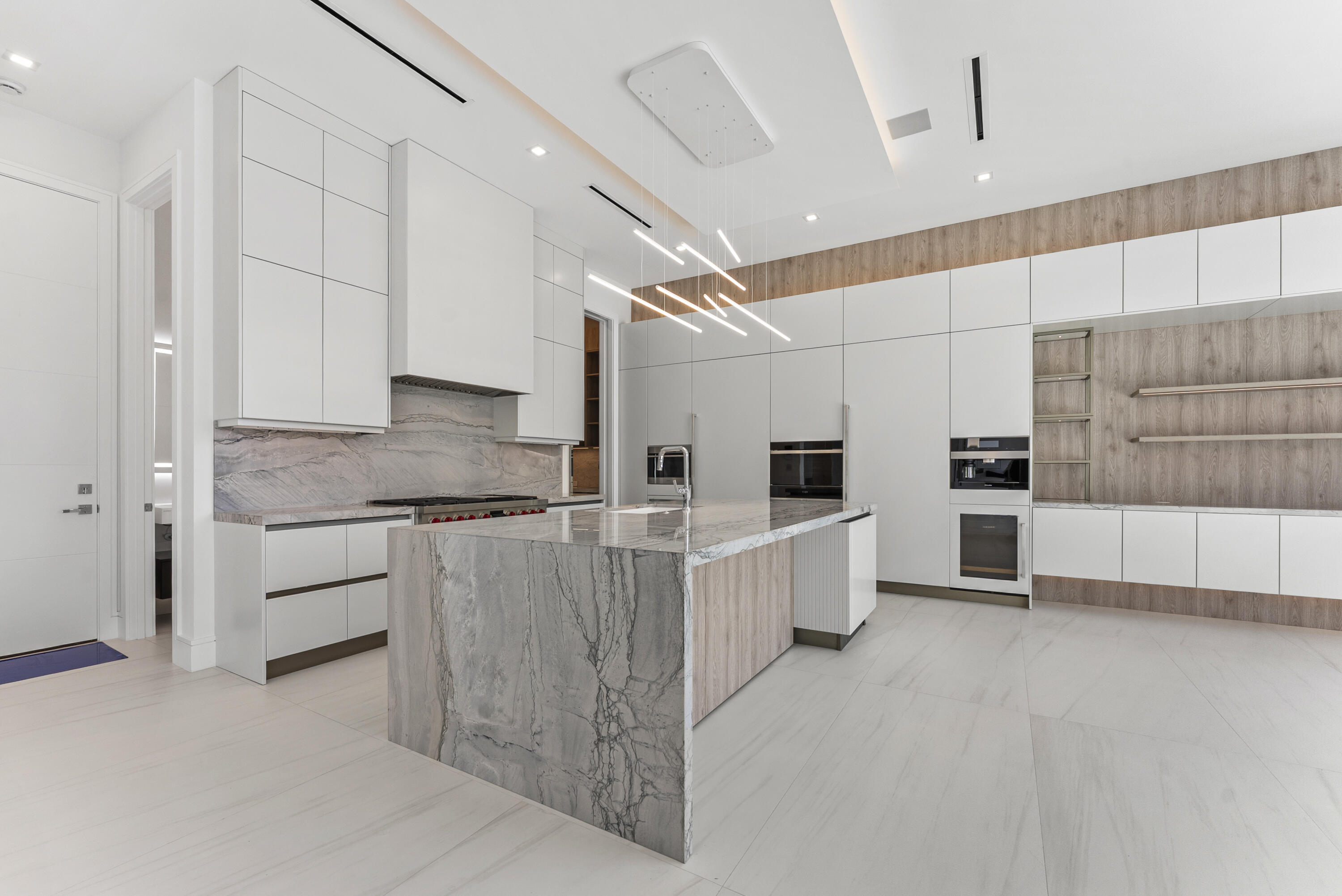 Tropic Isle - Residential