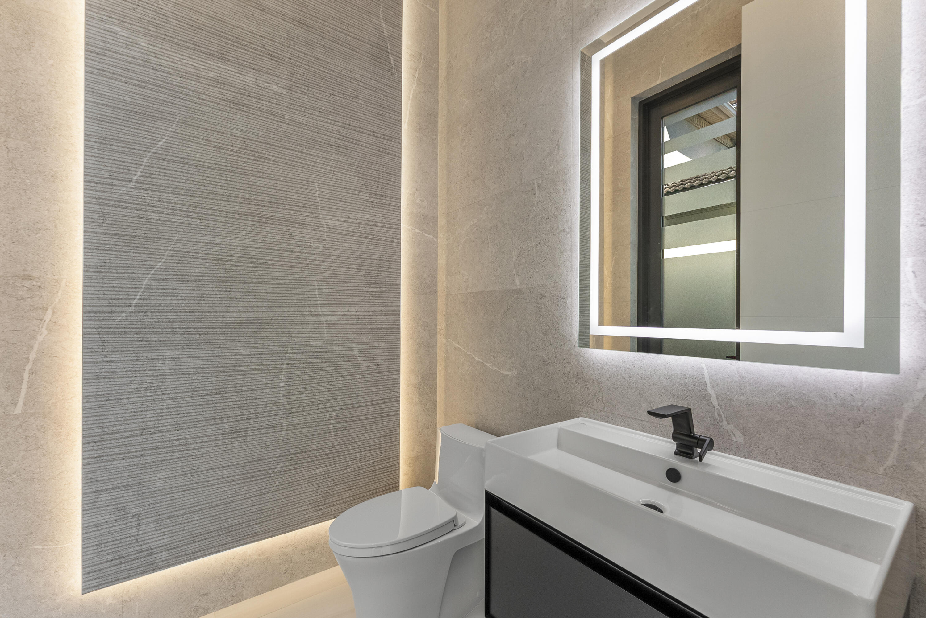 Tropic Isle - Residential