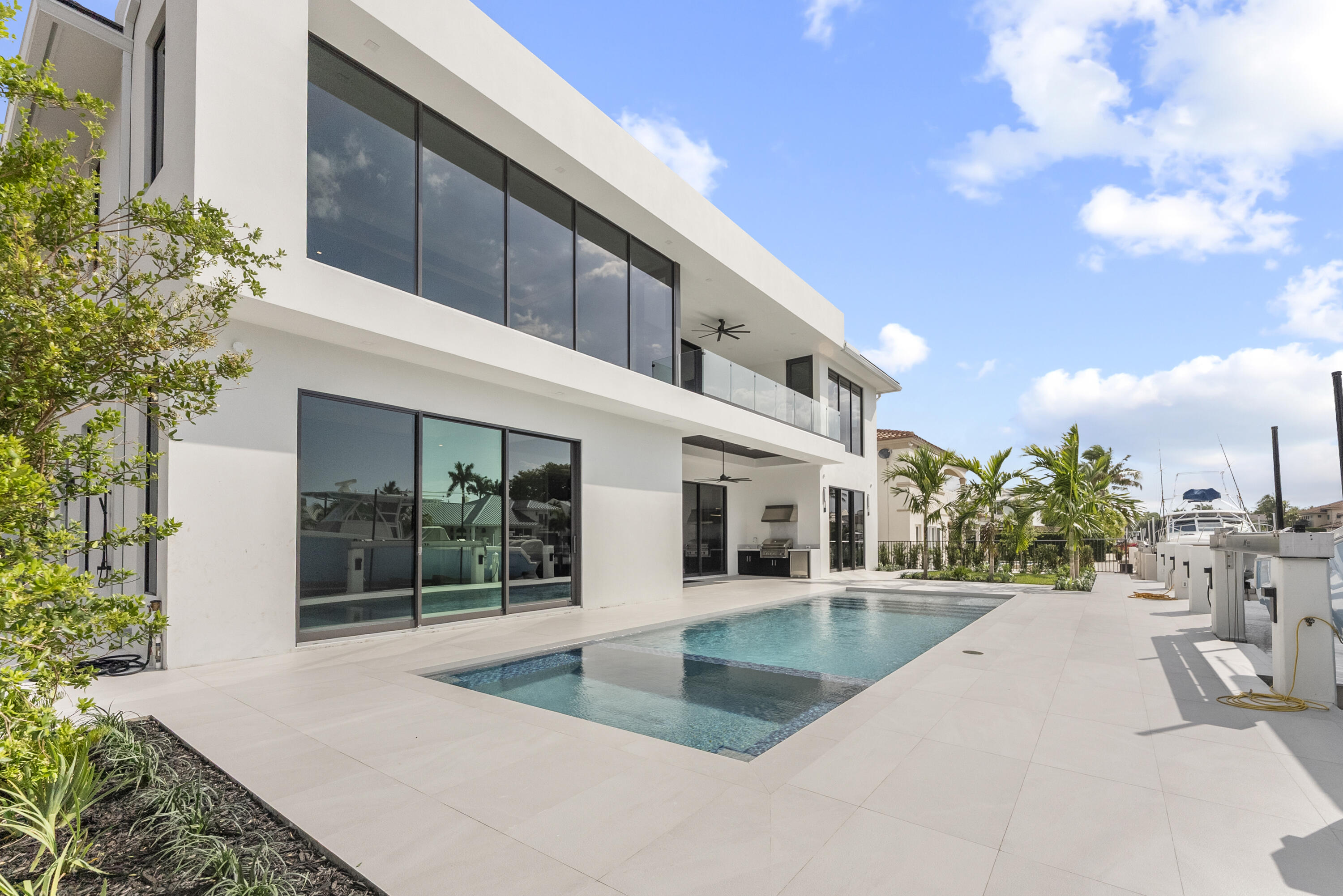 Tropic Isle - Residential