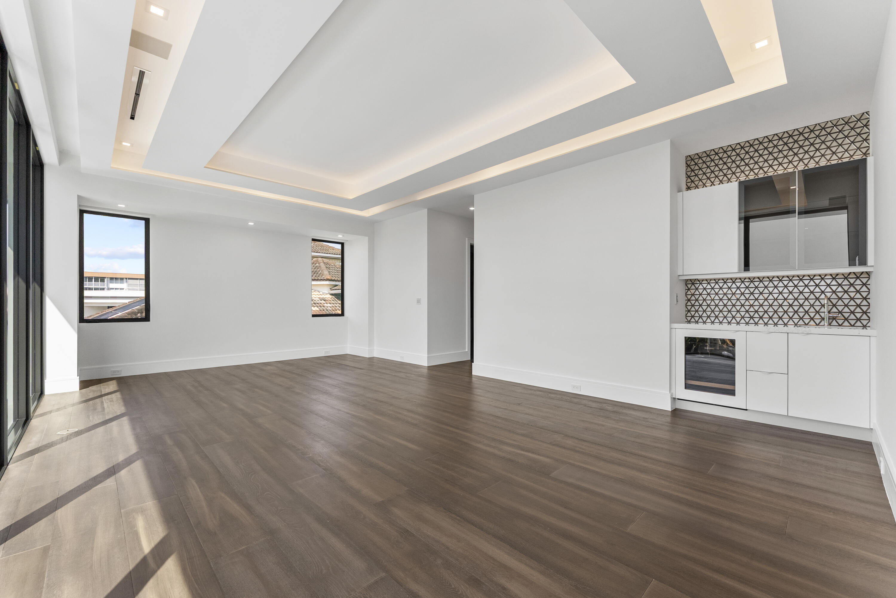 Tropic Isle - Residential