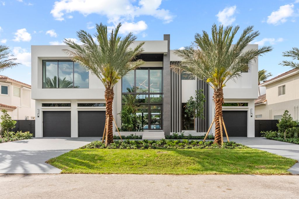 Photo of 940 Dogwood Drive, Delray Beach, FL 33483 (MLS # R11157942)