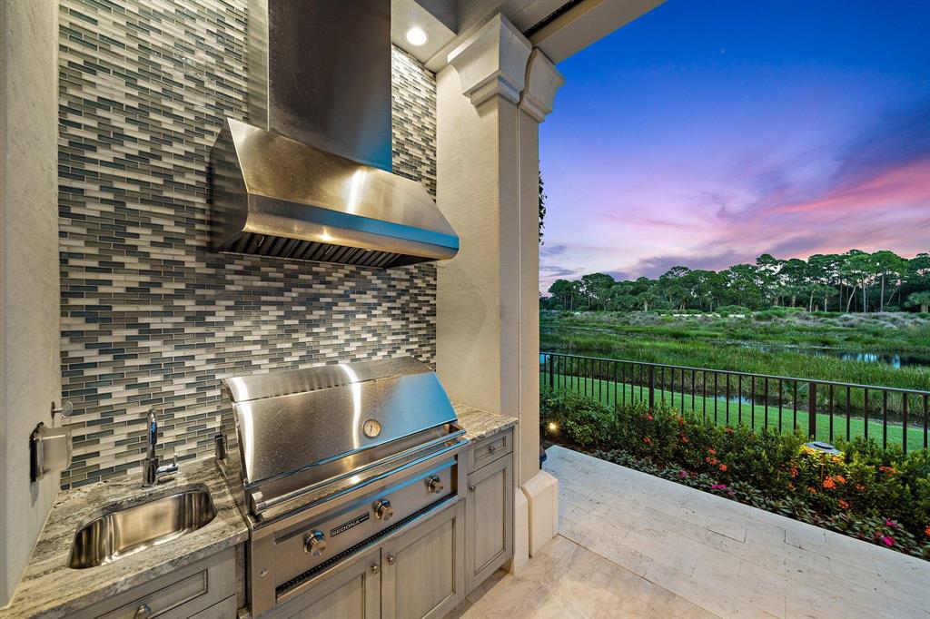 OLD PALM 4 - Residential