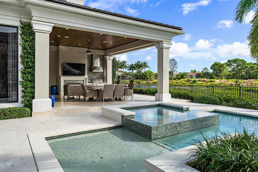 OLD PALM 4 - Residential