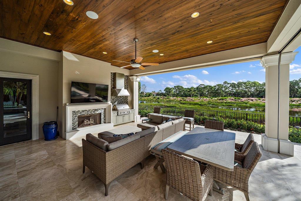 OLD PALM 4 - Residential