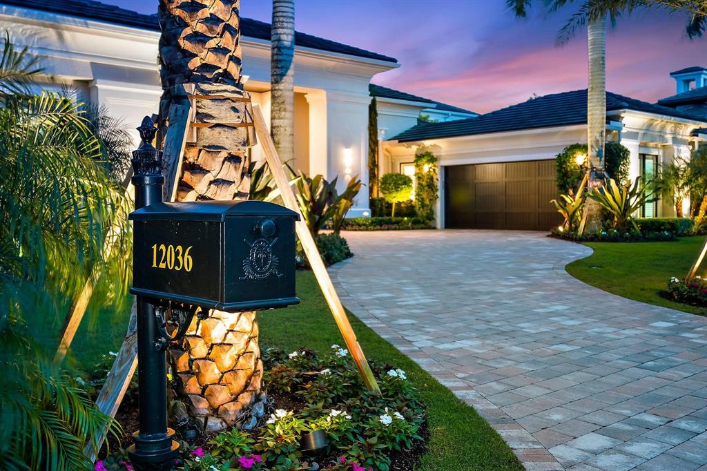 OLD PALM 4 - Residential