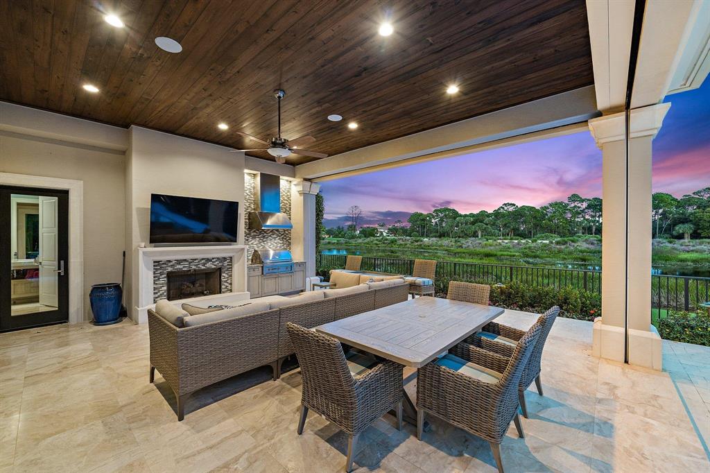 OLD PALM 4 - Residential