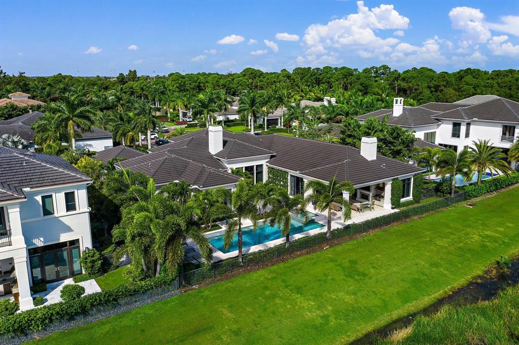 OLD PALM 4 - Residential