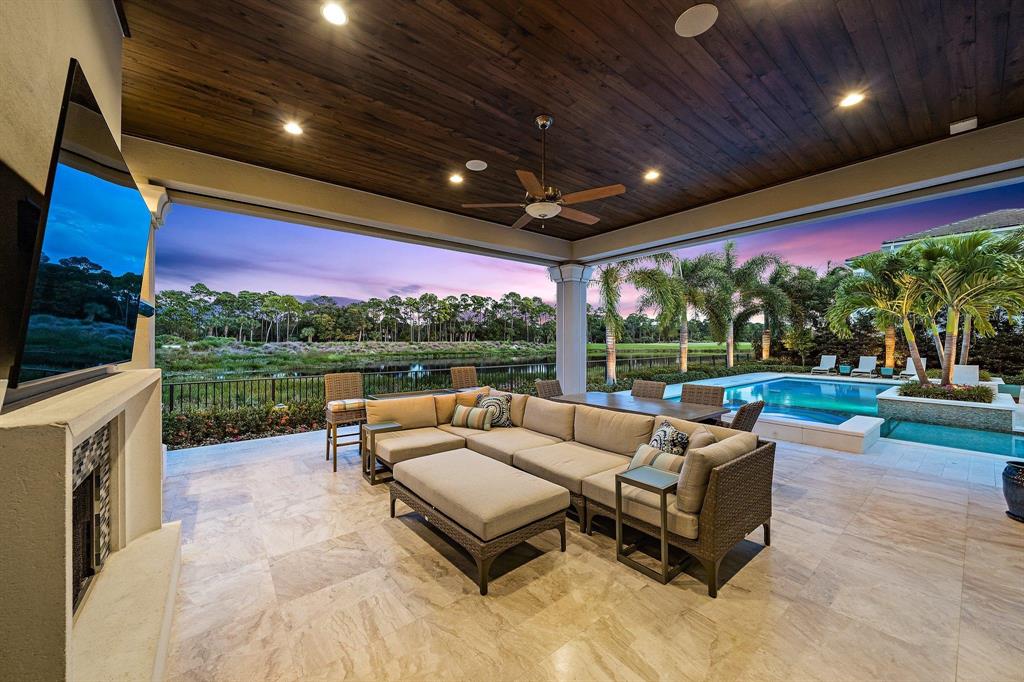 OLD PALM 4 - Residential