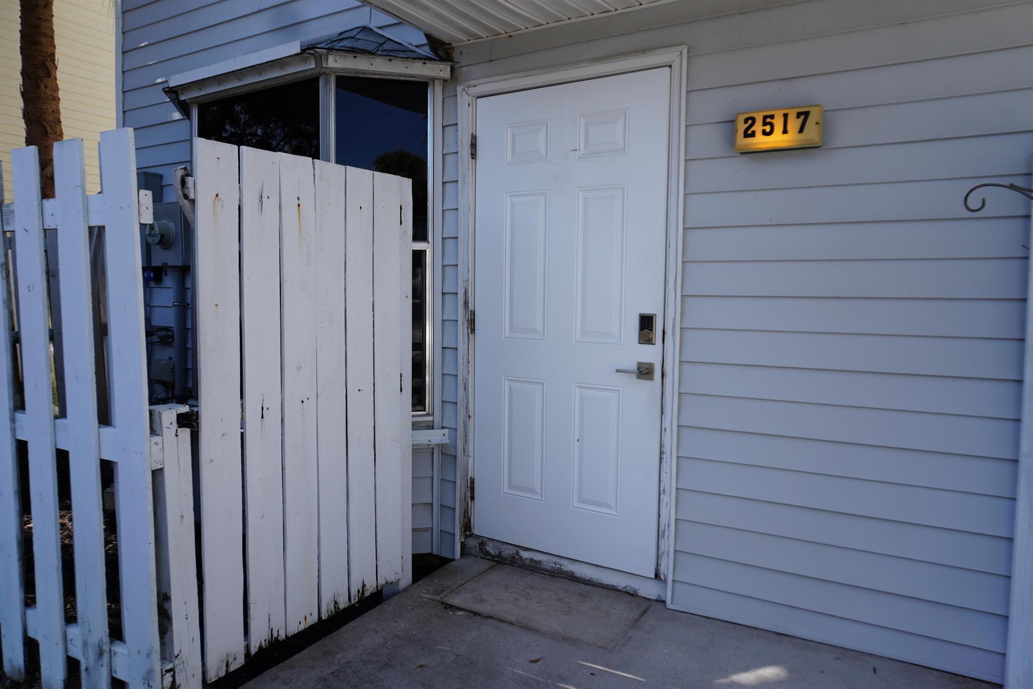 2517 NE 15th Street 2517