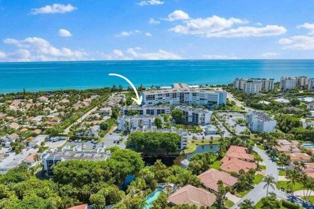 Photo of 1605 S Us Highway 1 #D405, Jupiter, FL 33477 (MLS # R10947086)