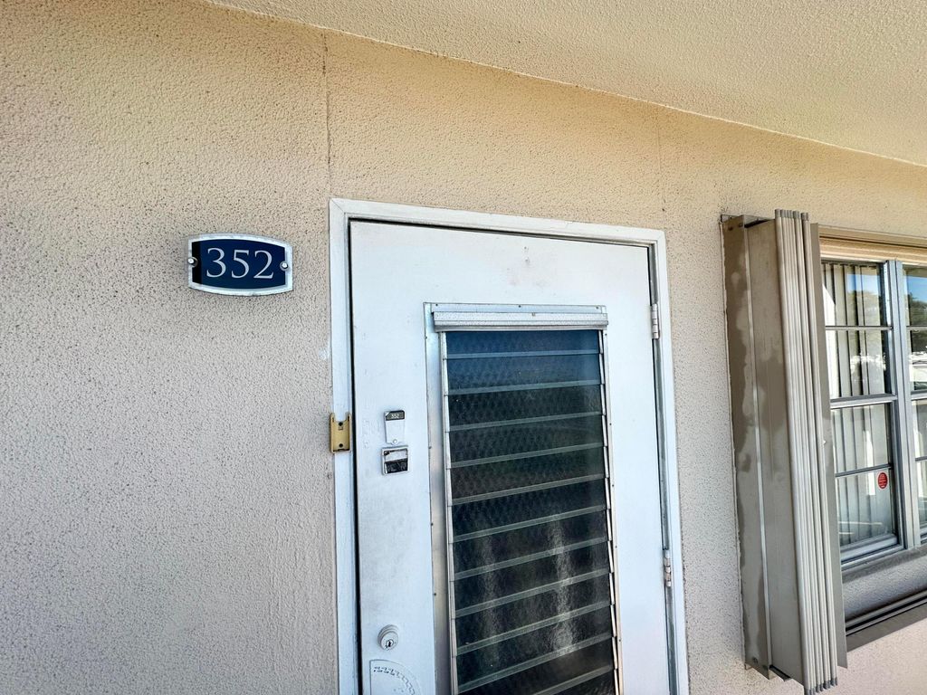 Photo of 352 Southampton C, West Palm Beach, FL 33417 (MLS # B26000539)