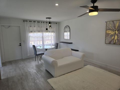 319 Preston H H Boca Raton FL 33434