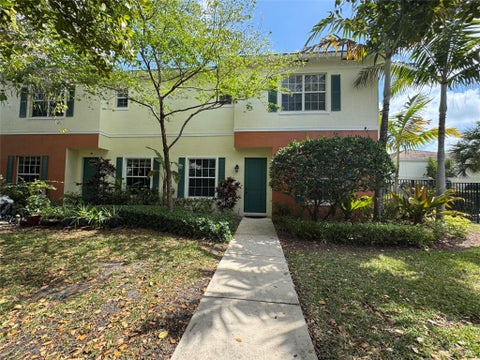 Tiny photo for 749 SW 3rd Avenue, Pompano Beach, FL 33060 (MLS # B26046991)