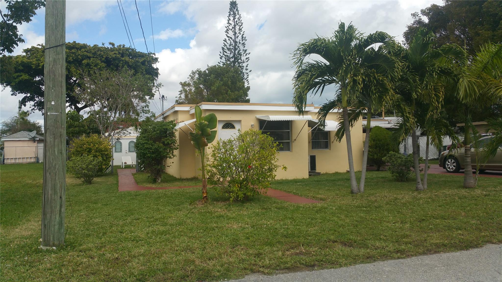 Hallandale Heights 23-19 - Residential Income