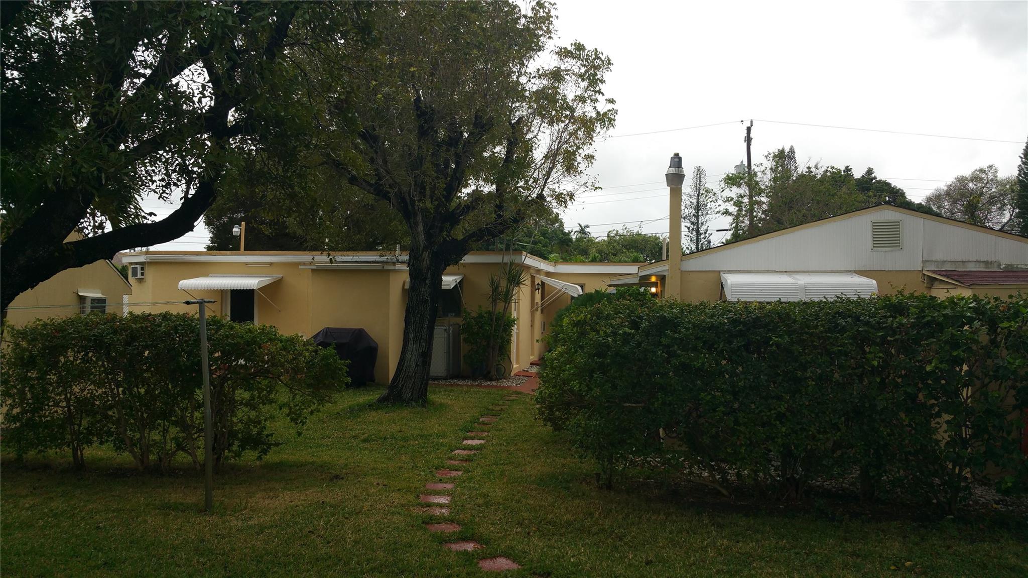 Hallandale Heights 23-19 - Residential Income