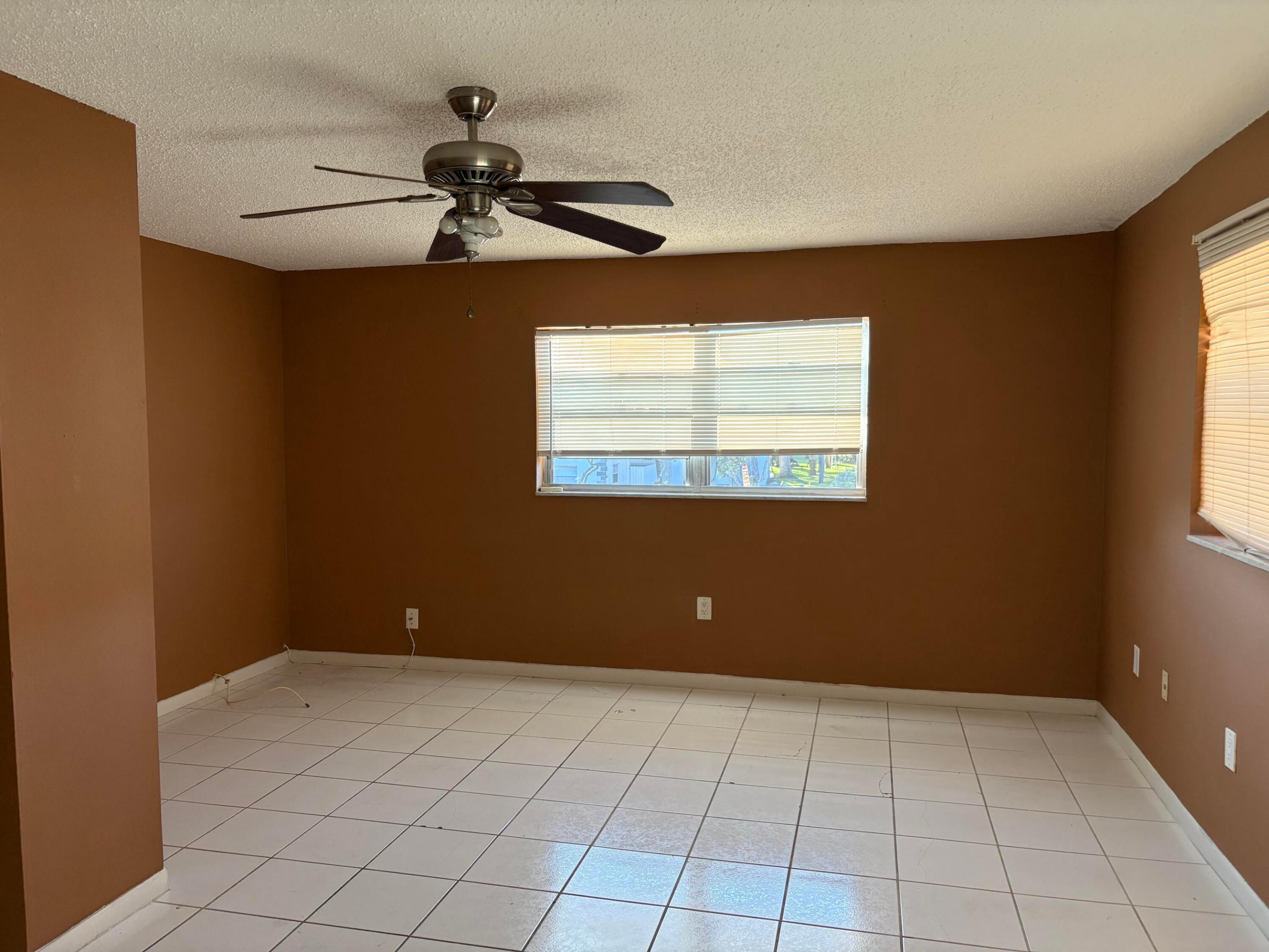 BOCA TOWNE CENTRE CONDO - Residential