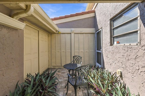 Tiny photo for 1101 SAINT ANDREWS Road #4, Hollywood, FL 33021 (MLS # B26088596)