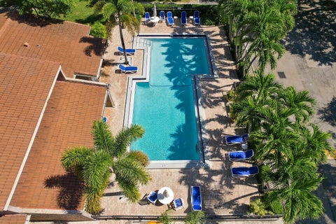 Tiny photo for 1101 SAINT ANDREWS Road #4, Hollywood, FL 33021 (MLS # B26088596)