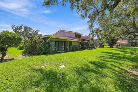 Tiny photo for 1101 SAINT ANDREWS Road #4, Hollywood, FL 33021 (MLS # B26088596)
