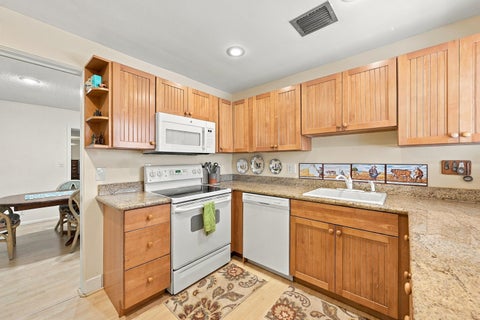 Tiny photo for 1101 SAINT ANDREWS Road #4, Hollywood, FL 33021 (MLS # B26088596)