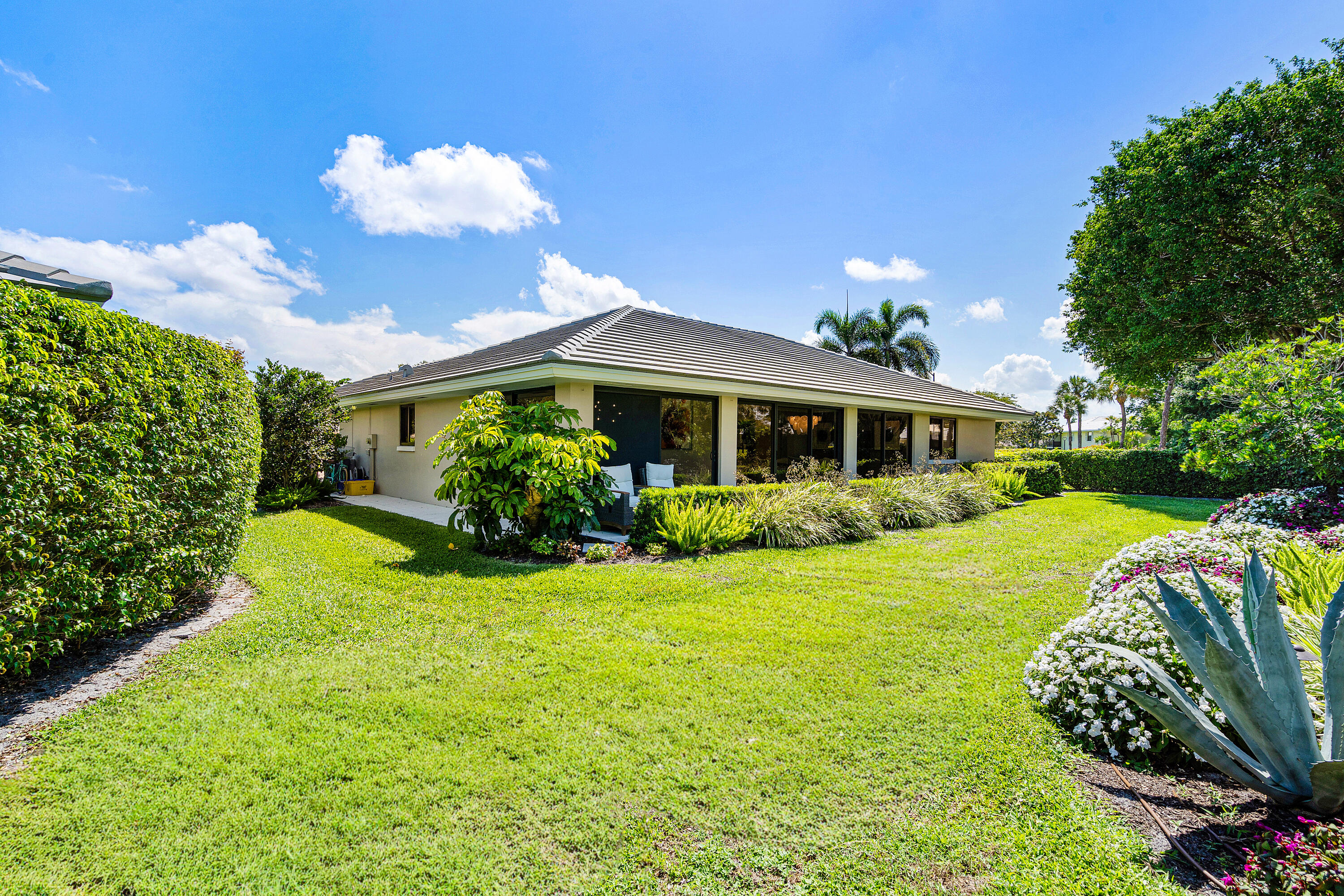 QUAIL RIDGE CONDO 14 - Residential