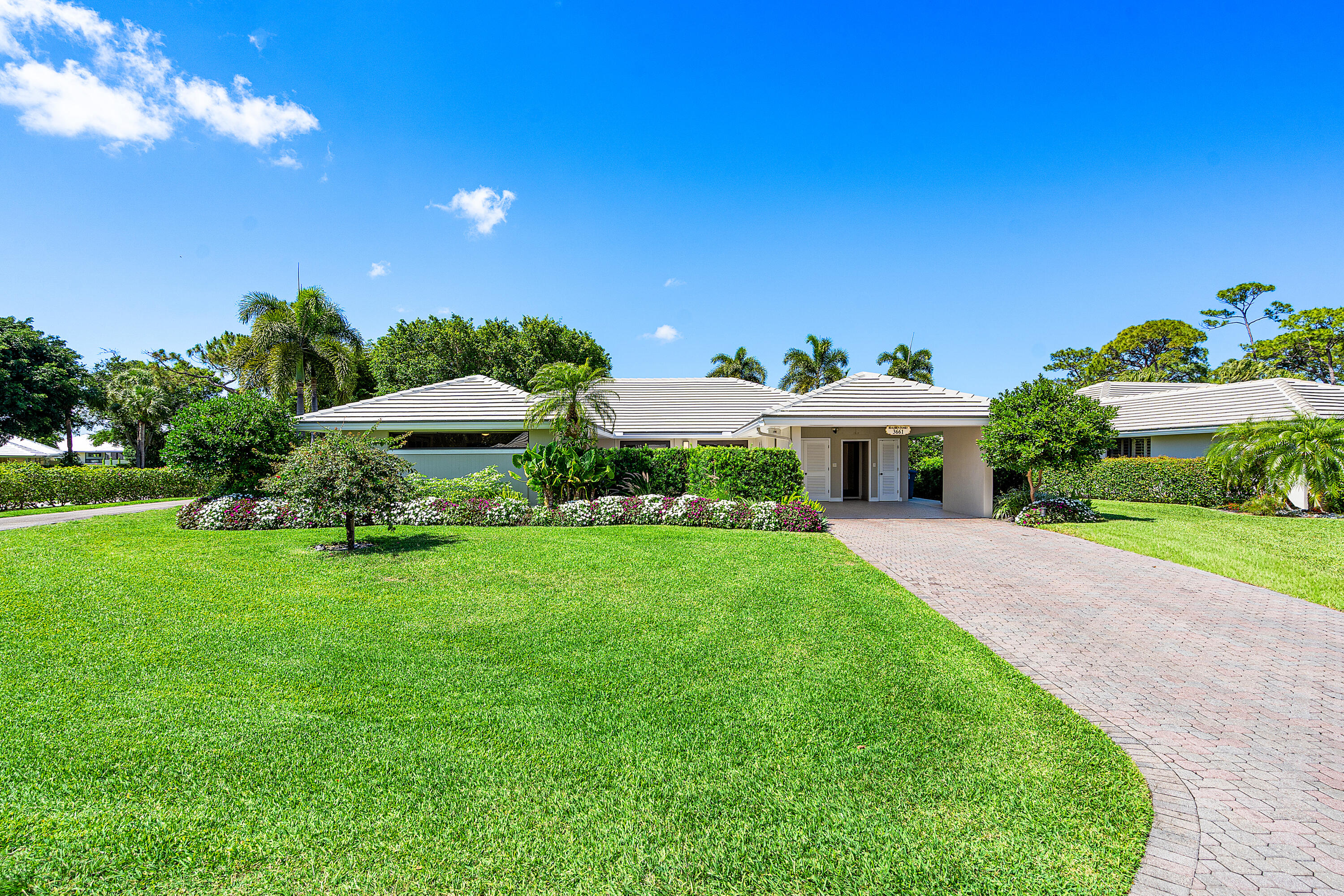 QUAIL RIDGE CONDO 14 - Residential