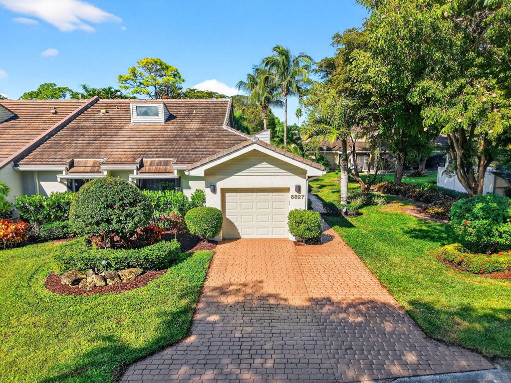 Photo of 6827 Parisian Way, Lake Worth, FL 33467 (MLS # R11145855)