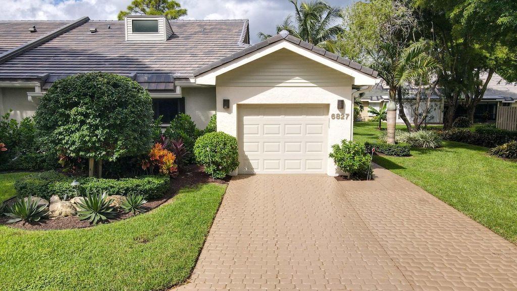 Photo of 6827 Parisian Way, Lake Worth, FL 33467 (MLS # R11145855)