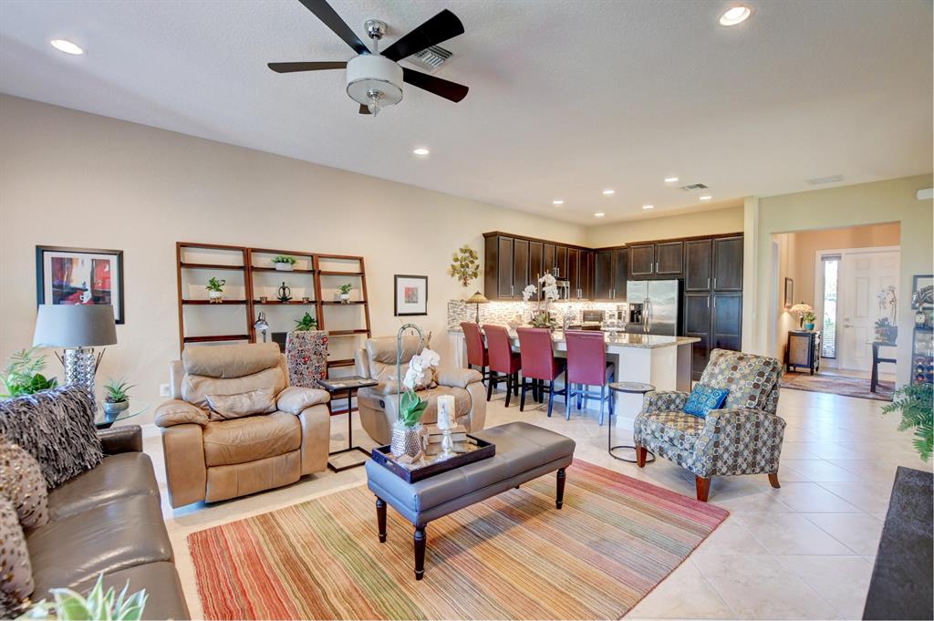 TRAILS AT CANYON 1 - Residential