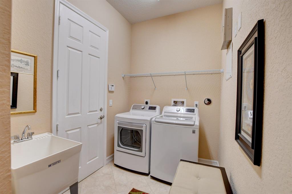 TRAILS AT CANYON 1 - Residential