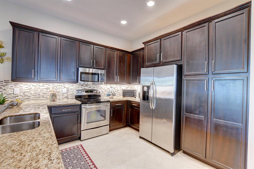 TRAILS AT CANYON 1 - Residential