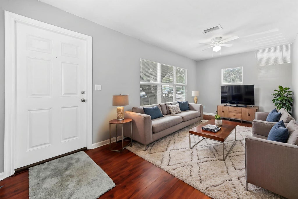 Photo of 218 N H Street, Lake Worth Beach, FL 33460 (MLS # B26077998)